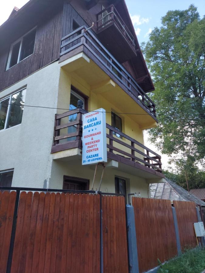 Pensiune Casa Barcaru Азуга Екстериор снимка